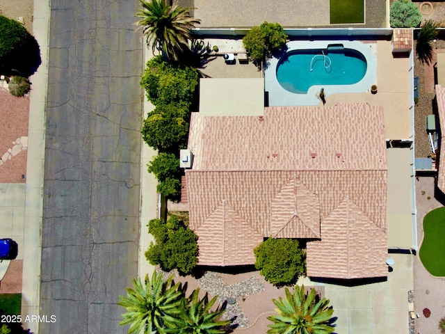 843 E Vera Ln, Tempe, AZ 85284 - aerial view of property and surrounding area with a pool