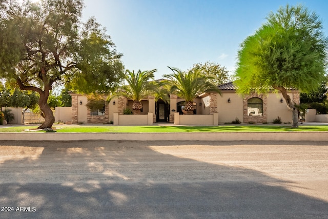 view of front of house