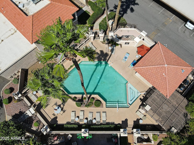 10410 N Cave Creek Rd Unit 2220, Phoenix, AZ 85020 - bird's eye view of a pool
