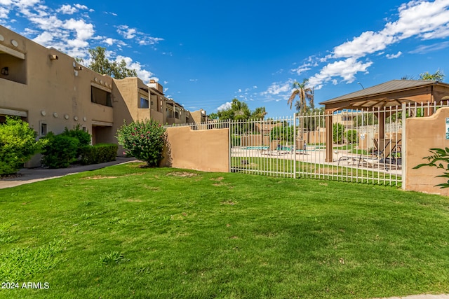 view of yard with a patio