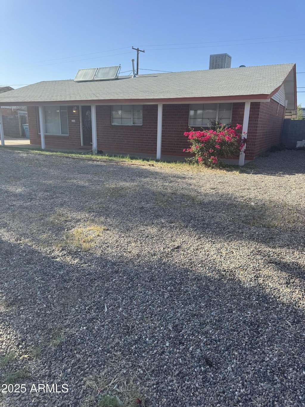 3226 W Maryland Ave, Phoenix, AZ 85017 - ranch-style house with brick siding