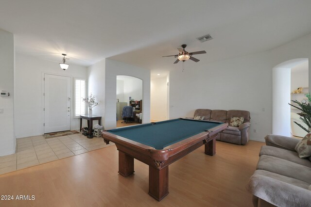 game room featuring light wood-type flooring, pool table, and ceiling fan