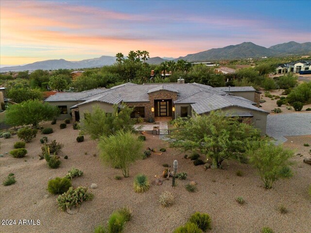 view of front of home featuring a patio area