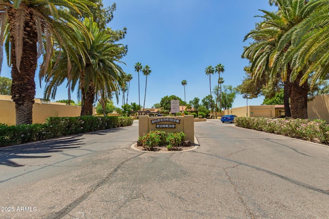 6207 N 21st Dr, Phoenix, AZ 85015 - view of street