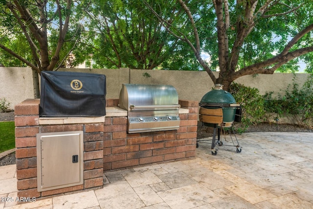 8219 S Pecan Grove Cir, Tempe, AZ 85284 - view of patio / terrace