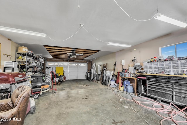 17124 E Fairway Dr, Mayer, AZ 86333 - garage featuring a workshop area