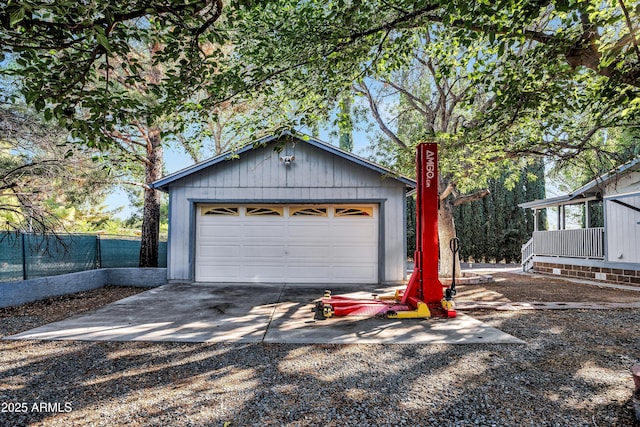17124 E Fairway Dr, Mayer, AZ 86333 - detached garage featuring driveway