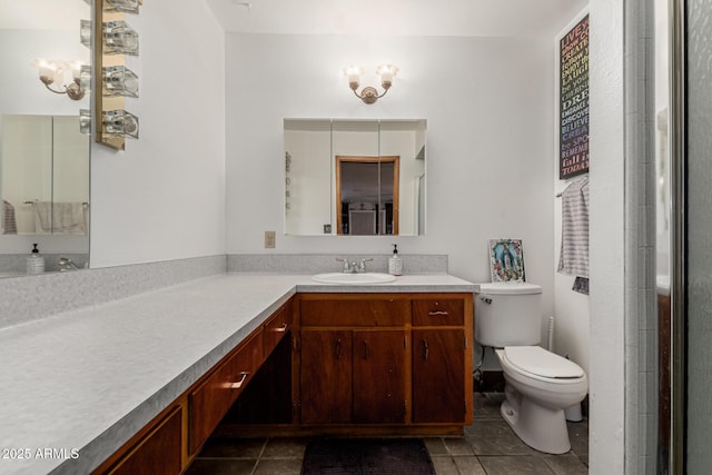 505 S S Rdg, Mesa, AZ 85204 - full bath with vanity and tile patterned floors