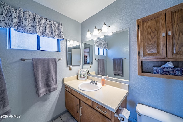 17810 N 34th Pl, Phoenix, AZ 85032 - bathroom with a textured wall and vanity