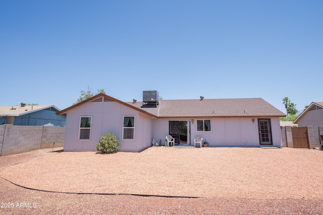 17810 N 34th Pl, Phoenix, AZ 85032 - back of property featuring a fenced backyard