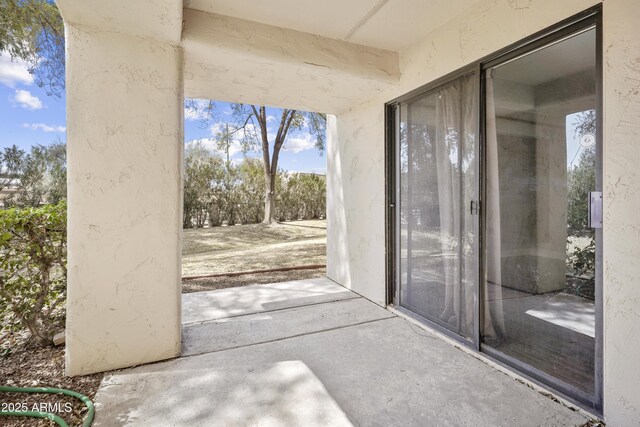 9340 N 92nd St Unit 118, Scottsdale, AZ 85258 - view of patio / terrace