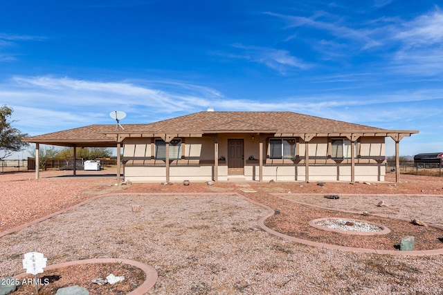 view of front facade featuring a patio