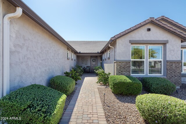 view of entrance to property