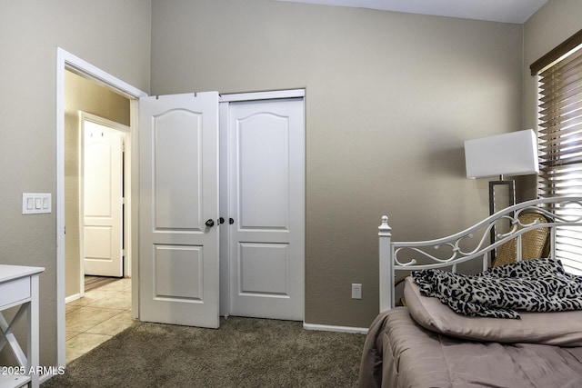 bedroom featuring carpet flooring