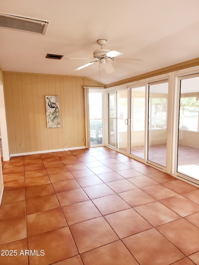 9939 W Ironwood Dr, Sun City, AZ 85351 - unfurnished room with ceiling fan and light tile patterned flooring