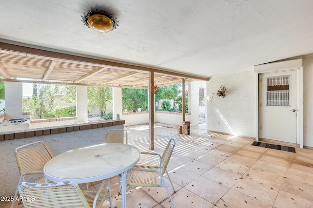 15608 N 57th Dr, Glendale, AZ 85306 - view of patio / terrace with outdoor dining area