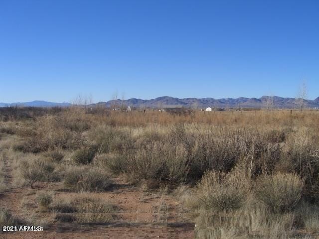 Listing photo 2 for 169 W Camino Amistad Dr Unit 169, Willcox AZ 85643