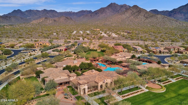 bird's eye view featuring a mountain view