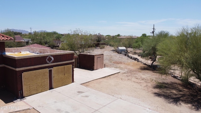 5716 E Desert Vista Trl, Cave Creek, AZ 85331 - view of yard with a mountain view