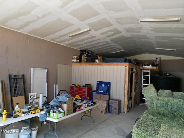 7171 W Quarter Horse Run, Coolidge, AZ 85128 - view of garage
