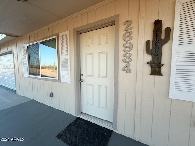 view of property entrance