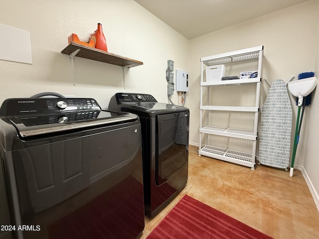 washroom featuring independent washer and dryer