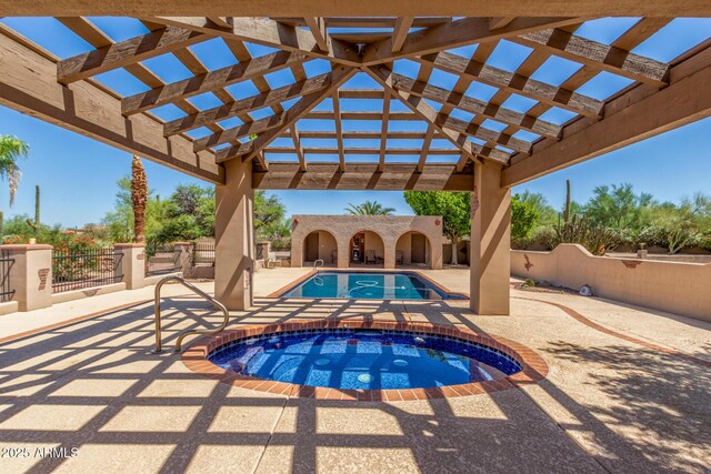 8043 E Laurel St, Mesa, AZ 85207 - community pool with a community hot tub, a pergola, and a patio