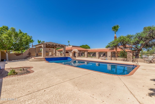 8043 E Laurel St, Mesa, AZ 85207 - community pool with a patio