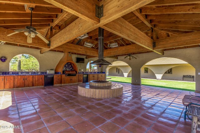 8043 E Laurel St, Mesa, AZ 85207 - view of patio featuring an outdoor kitchen and ceiling fan