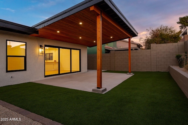 exterior space featuring a fenced backyard