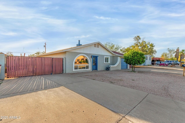 332 S 83rd Pl, Mesa, AZ 85208 - view of front of home featuring driveway and an attached garage