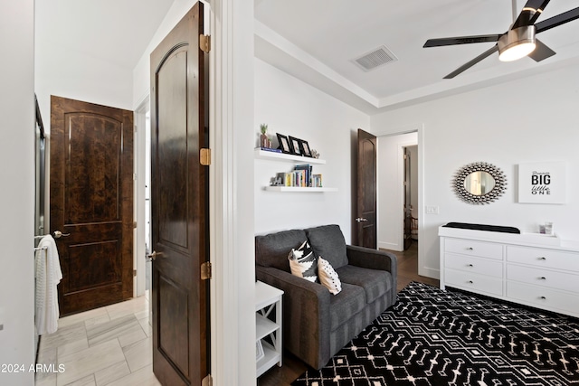 bedroom with ceiling fan