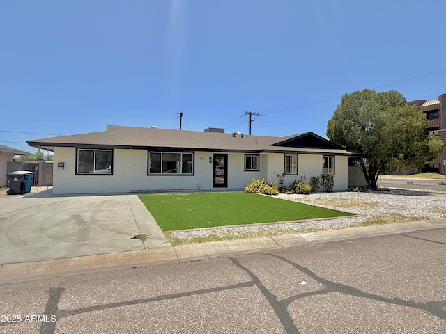 1421 W Pasadena Ave, Phoenix, AZ 85013 - ranch-style home with a front yard