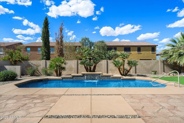 43998 W Palo Abeto Dr, Maricopa, AZ 85138 - view of pool with a hot tub, a patio, a fenced in pool, and a fenced backyard