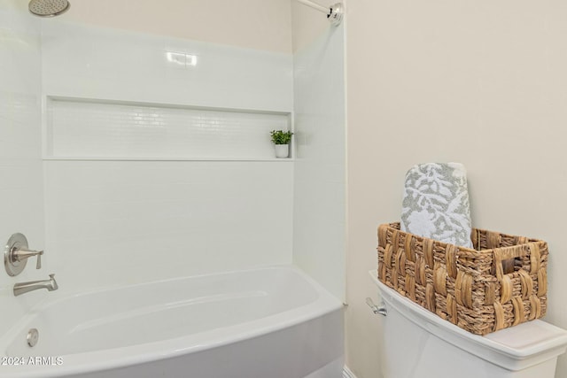 bathroom featuring shower / bathtub combination