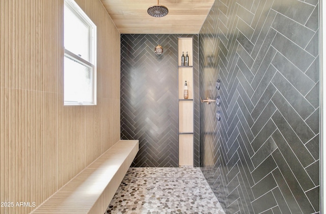 1712 E Fairfield St, Mesa, AZ 85203 - bathroom with a tile shower