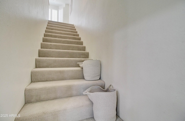 1712 E Fairfield St, Mesa, AZ 85203 - view of staircase
