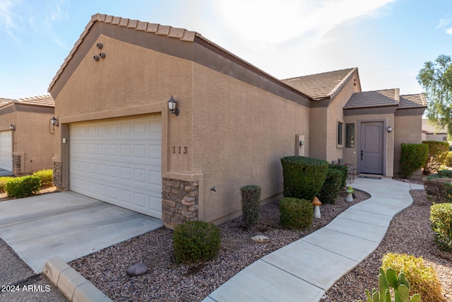 view of front of house featuring a garage