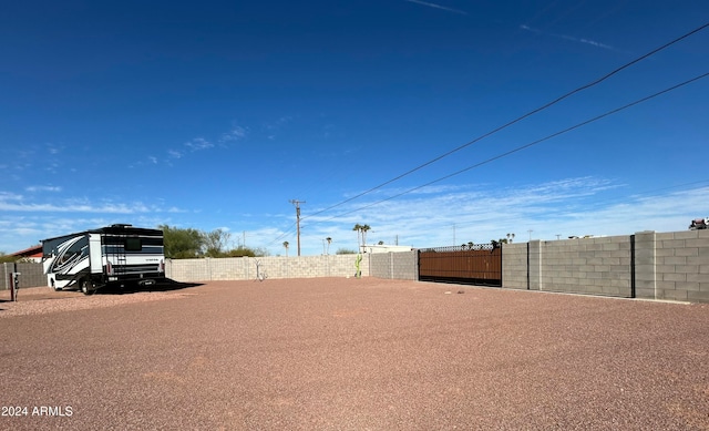 view of yard featuring a carport