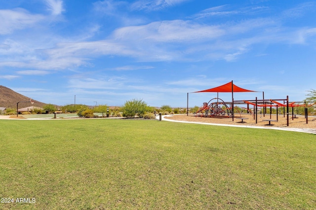 exterior space featuring a yard