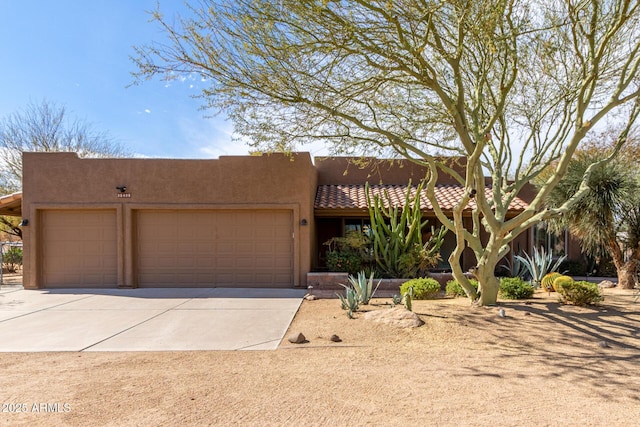 view of front facade with a garage