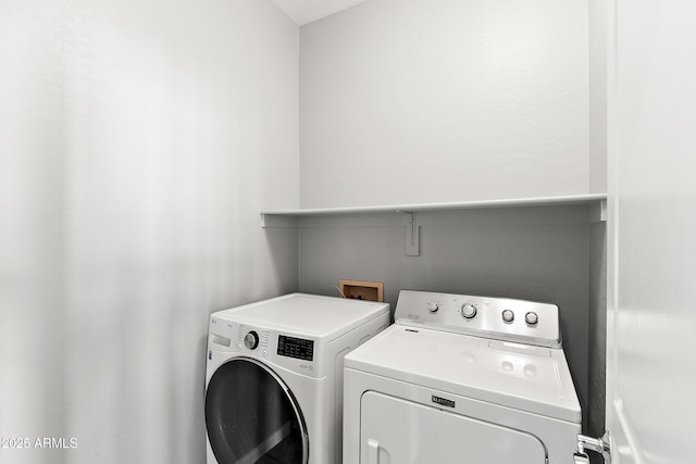 19475 N Grayhawk Dr Unit 2151, Scottsdale, AZ 85255 - laundry area with washer and clothes dryer