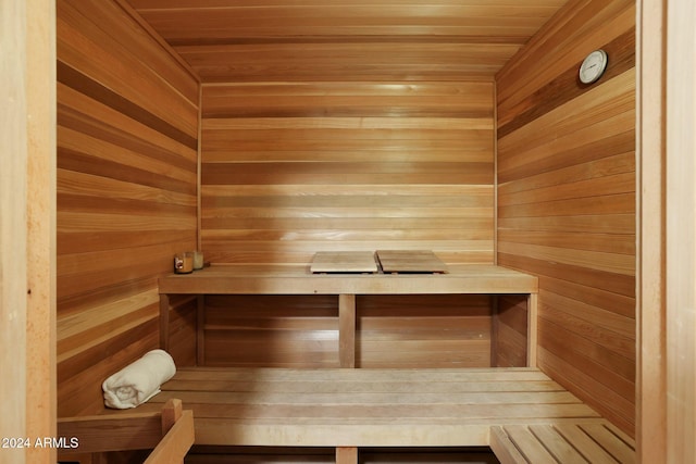 view of sauna / steam room