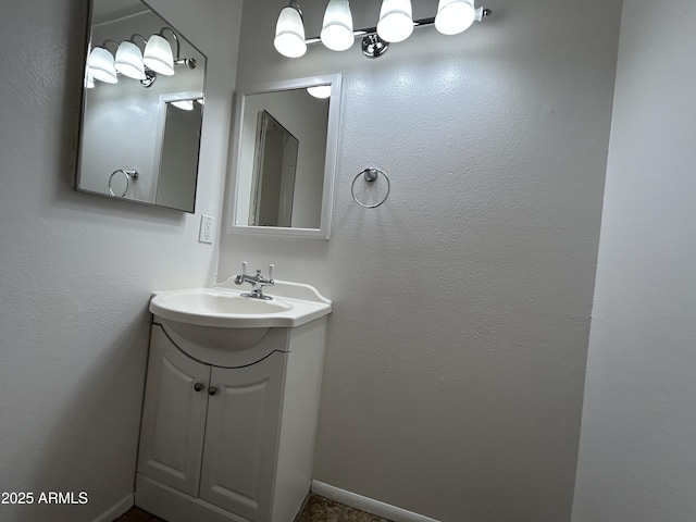 6842 S 42nd Pl, Phoenix, AZ 85042 - bathroom featuring vanity