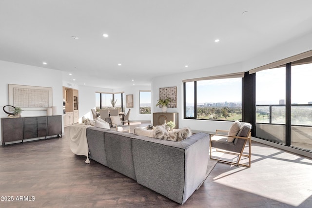 living area featuring recessed lighting