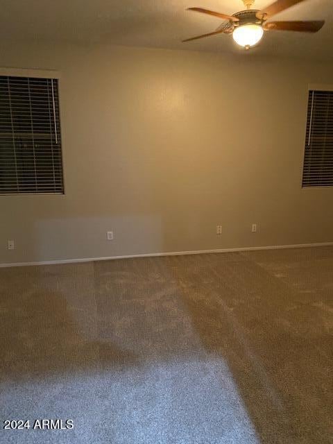 view of carpeted spare room