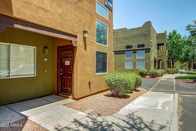 view of property entrance