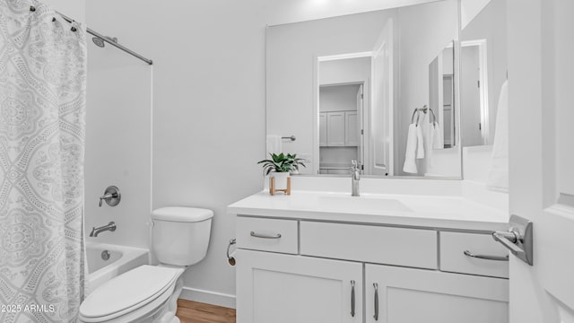8140 E June St, Mesa, AZ 85207 - full bathroom featuring vanity, shower / bath combo with shower curtain, and wood finished floors