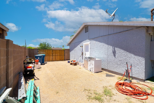 1531 S Padre Rd, Apache Junction, AZ 85119 - view of property exterior featuring a fenced backyard and stucco siding