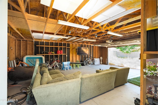 1531 S Padre Rd, Apache Junction, AZ 85119 - view of garage